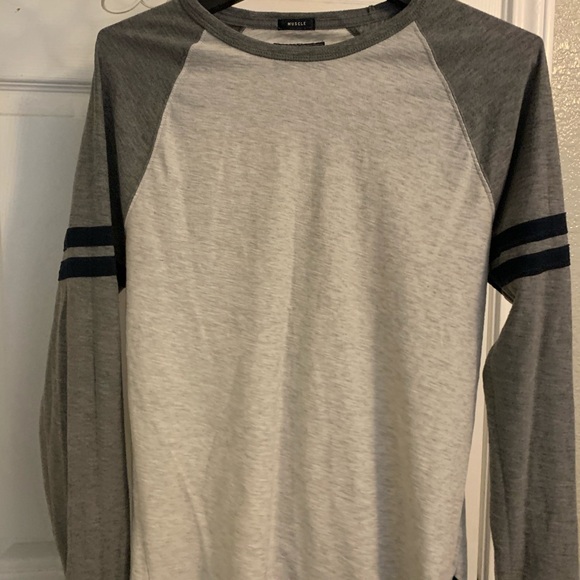 Variety of tee’s - Picture 3 of 8